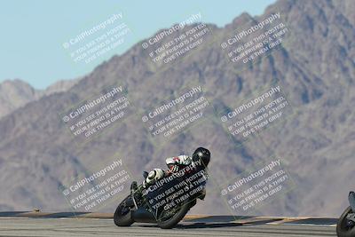 media/Dec-01-2025-Moto Forza (Mon) [[2daa91e15f]]/1-Advanced Group/Session 4 Turn 9/